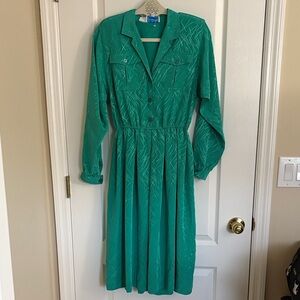 Leslie Fay Vintage Teal/Green Long Sleeve V-Neck Button Down Dress